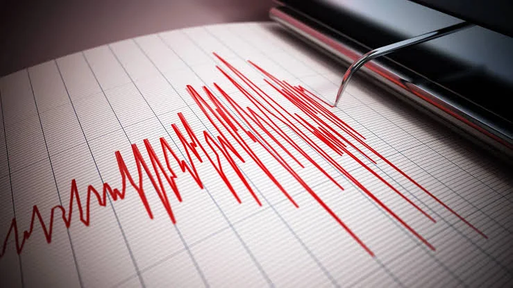Japonya'da 7.1 büyüklüğünde deprem: Tsunami uyarısı yapıldı - Dünya Haberleri