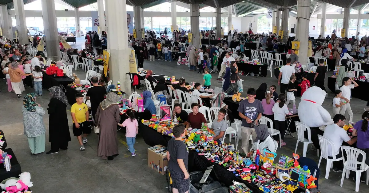 Konya’da çocuklardan paylaşım ve dayanışma pazarı