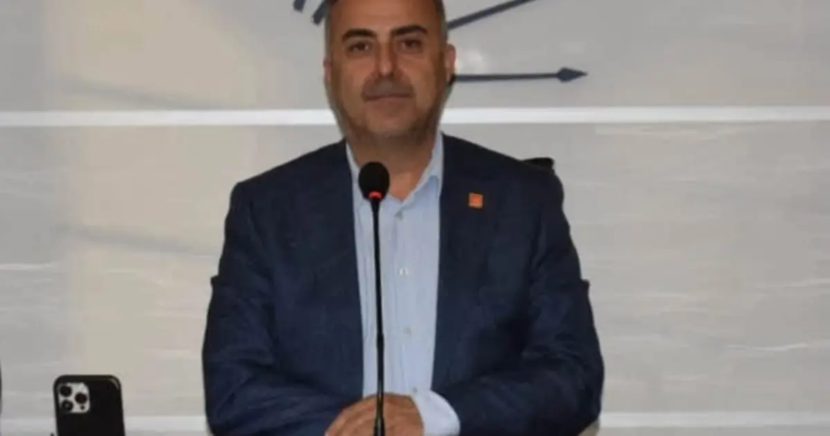 CHP Bursa'dan parti değiştirmeyi düşünen belediye başkanlarına çağrı: İstifa ediyorsanız makamlarınızı da bırakın
