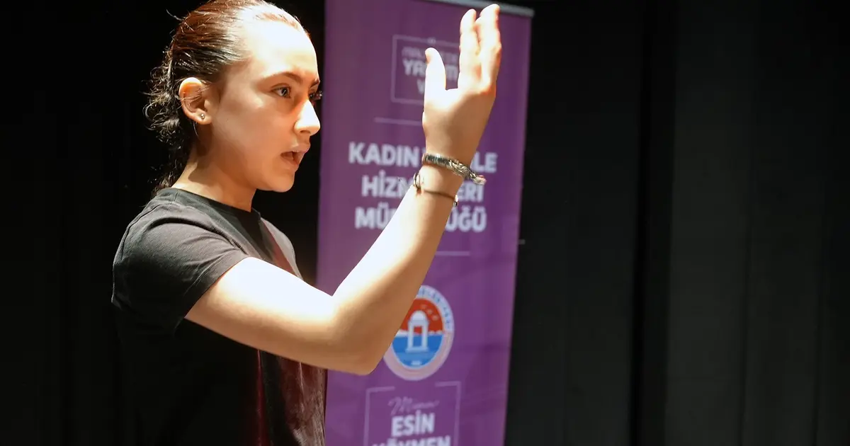 Maltepe’de Türk İşaret Dili kursiyerleri sertifikalandı