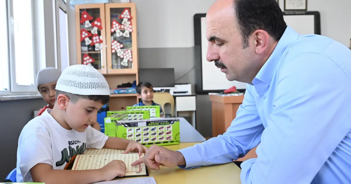Başkan Altay, Halit Eroğlu Kur’an Kursu’nda öğrencilerle buluştu