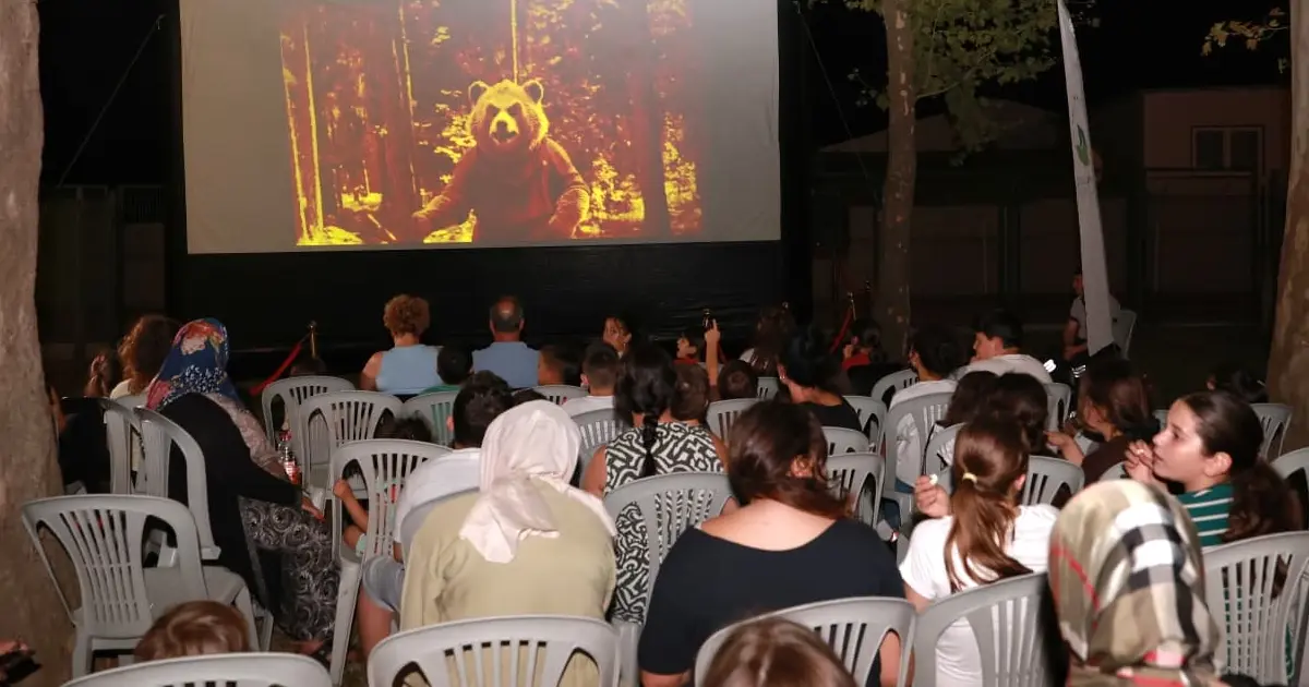 Bursa Osmangazi’de yazlık sinema keyfi