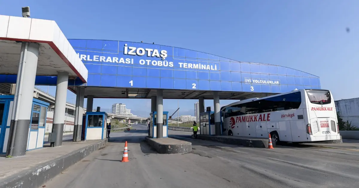 İzmir Otogarı’nda tahliye süreci tamamlandı! İşletme Büyükşehir'e geçiyor
