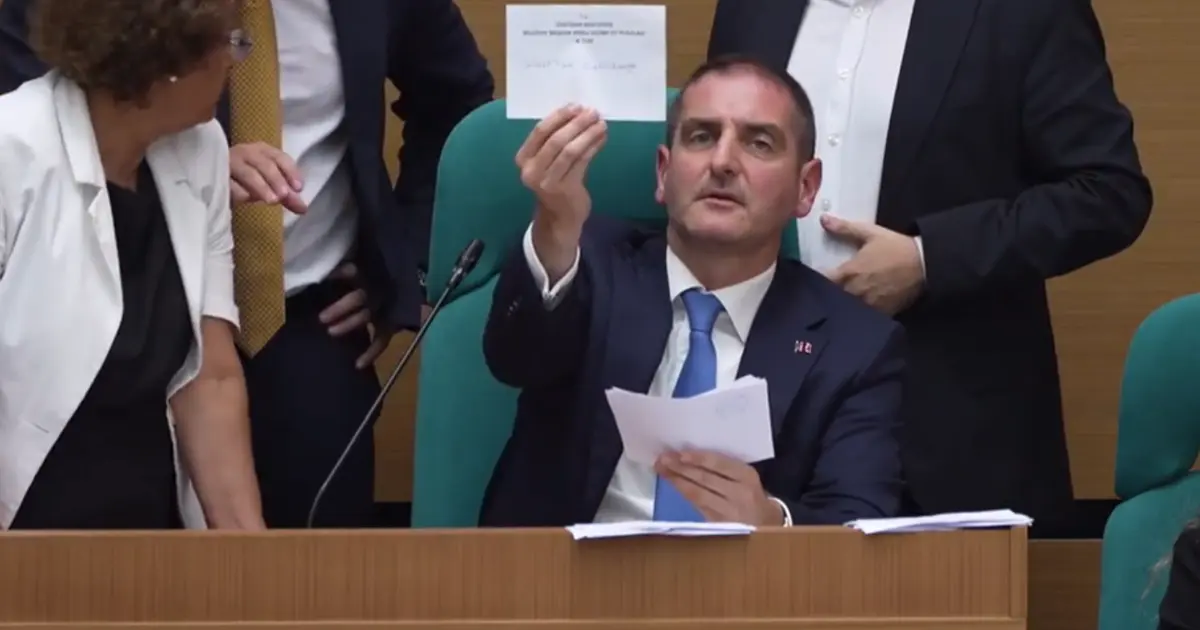 Üsküdar’da Başkan Vekili seçimi krizi! Geçersiz oy tartışması çıktı