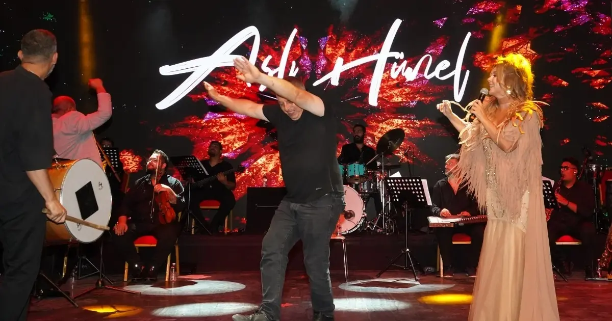 Bursa'da Aslı Hünel’den 'Açıkhava’da müzik ziyafeti