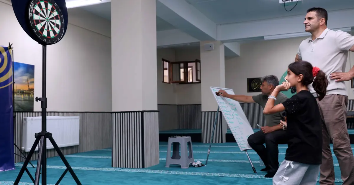 Konya Karatay'da Kur'an kurslarında dart turnuvası heyecanı