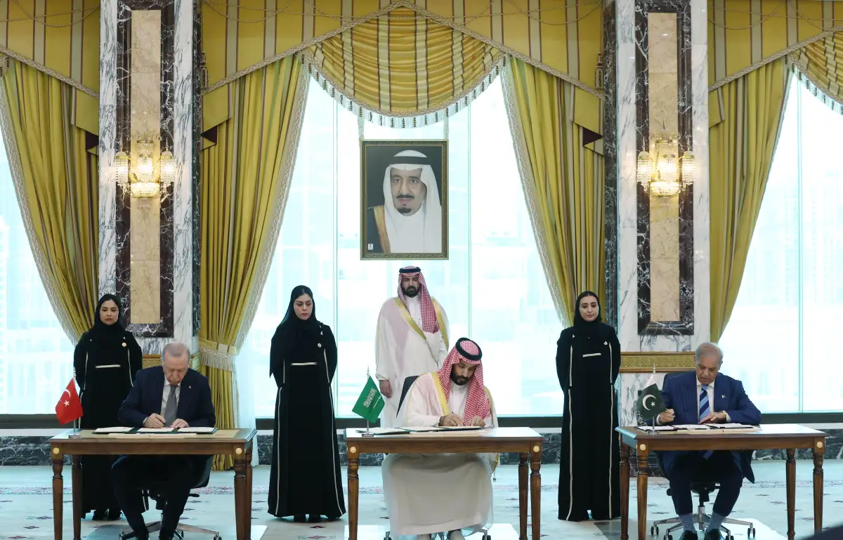 Türkiye, Suudi Arabistan ve Pakistan'dan ortak savunma anlaşması