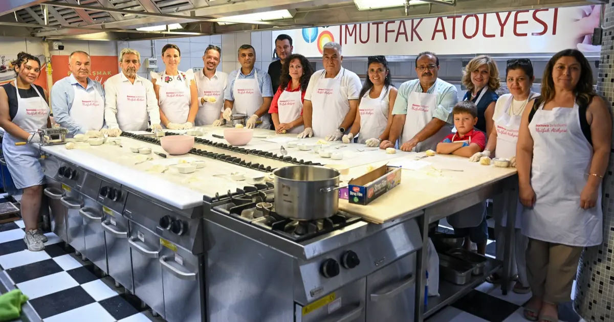 Muhtarlardan makarna yarışı