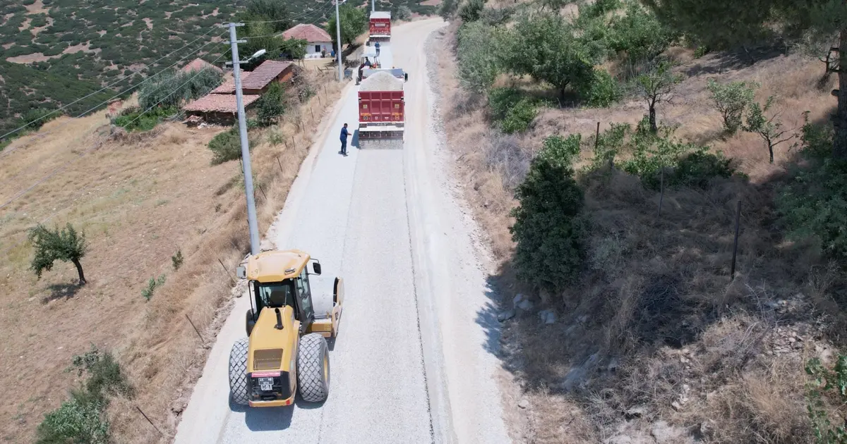 Manisa Büyükşehir’den Kula’da 12,5 kilometrelik yol hamlesi