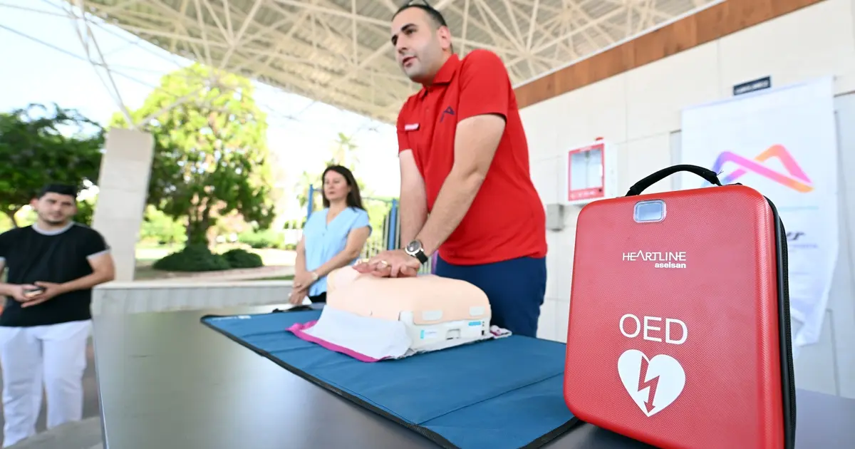 Mersin’de hayat kurtaran OED cihazı eğitimi