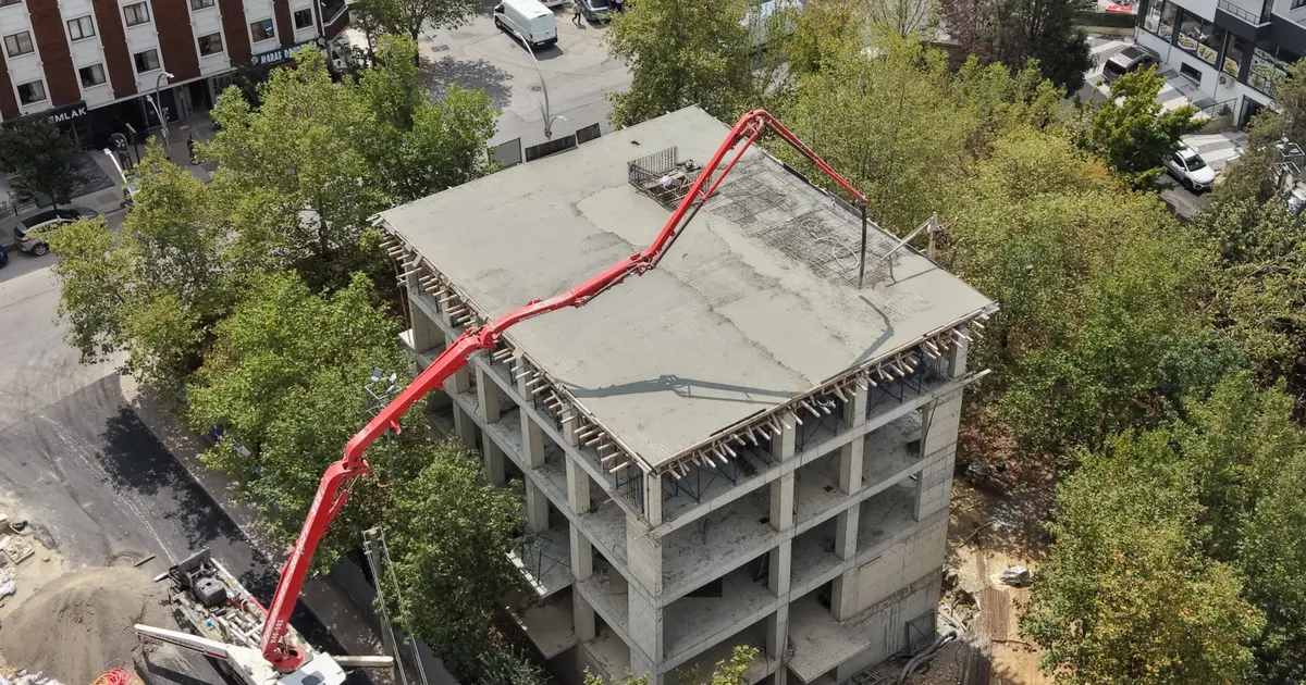 Çayırova'da yeni bilgi evi ve aile sağlığı merkezinin betonarmesi tamam