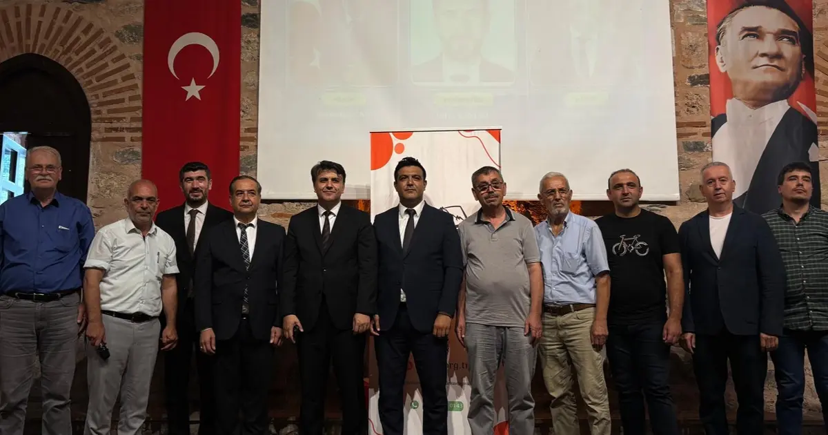 DEKAV’dan gençlere hukuk ve kariyer buluşması