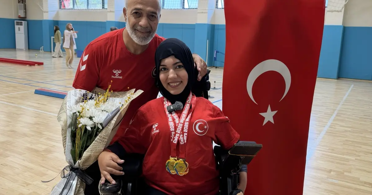 Dünya şampiyonu Alyurt’a sürpriz kutlama