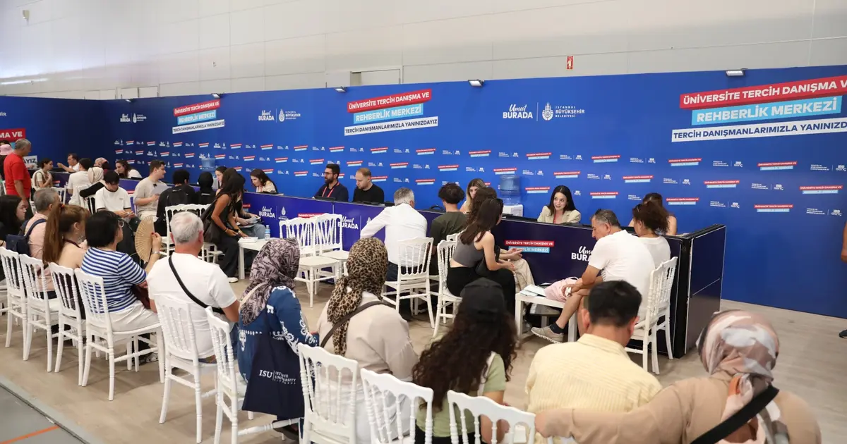 Binlerce gencin üniversite tercihlerine İBB katkısı