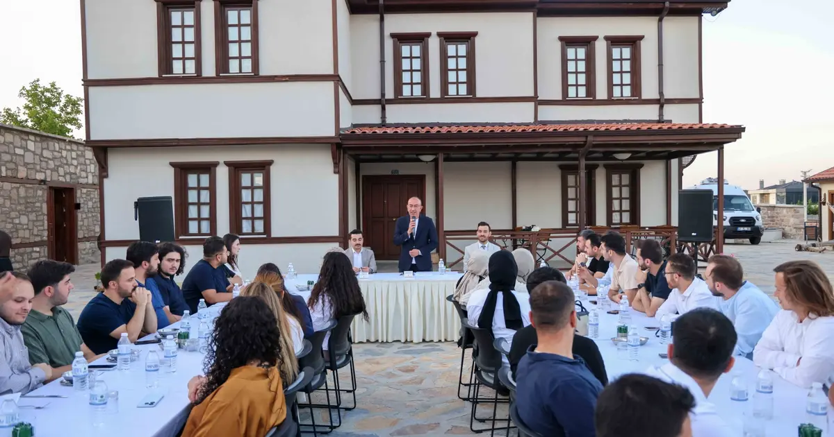 Konya Meram'da AK Parti Gençliği ile buluşuldu