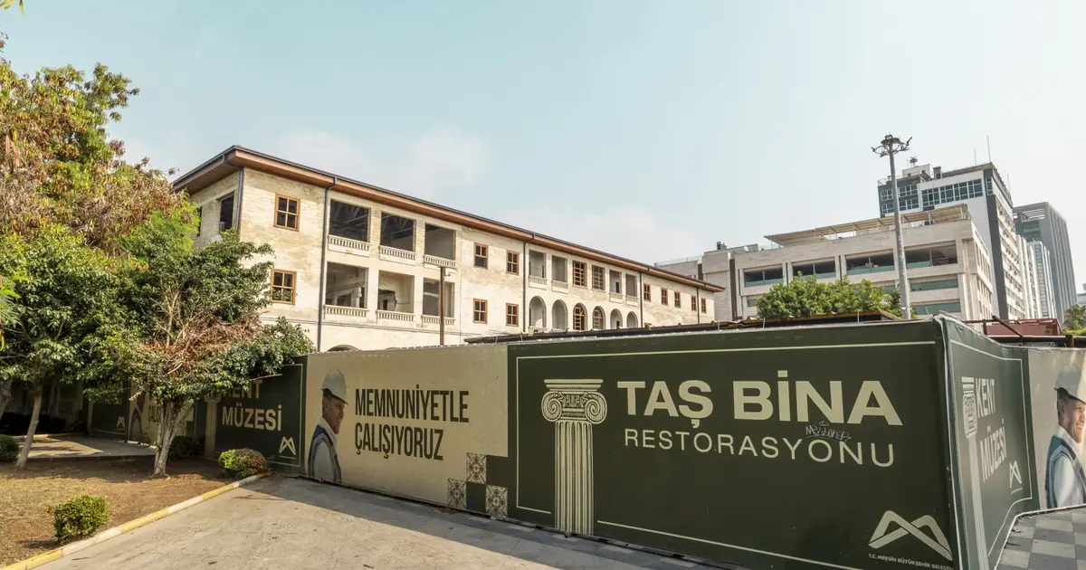 Mersin’in hafızası Taş Bina’da Kent Müzesiyle yaşatılacak