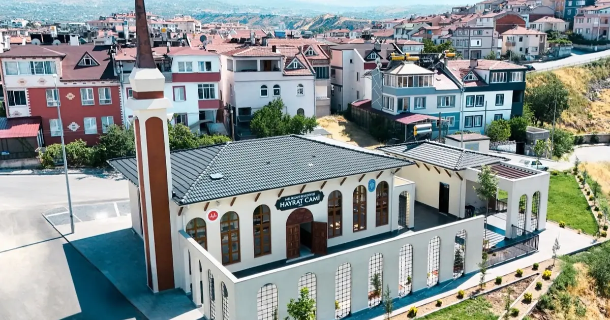 Kayseri Melikgazi'de Hayrat Camii ibadete açılıyor