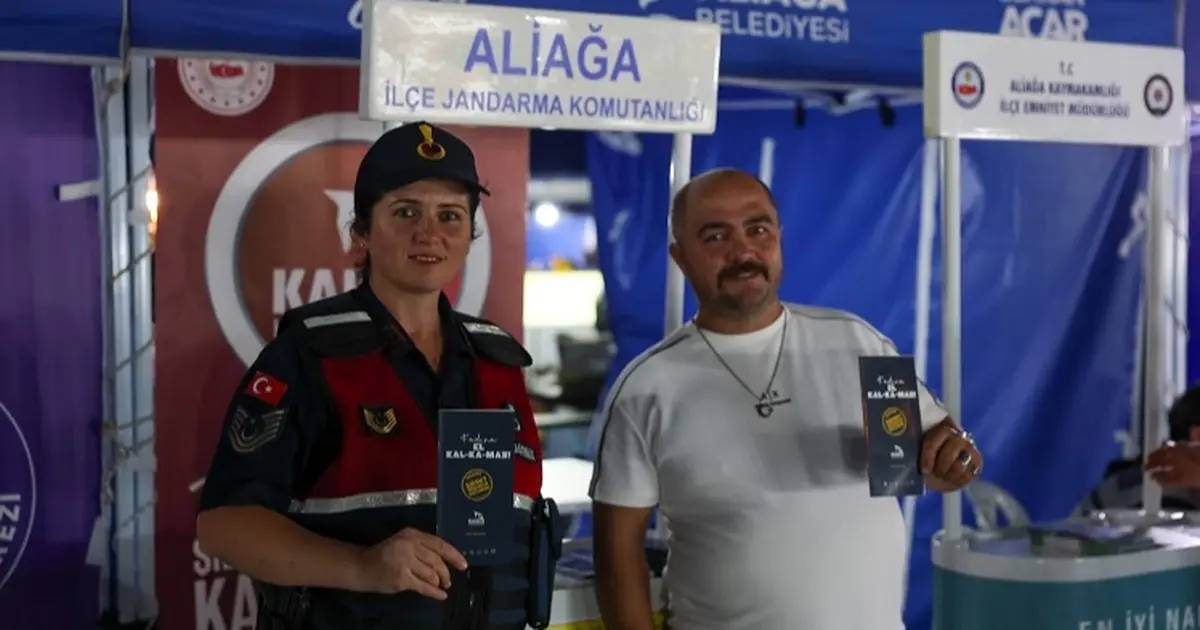 İzmir Aliağa’da bağımlılık ve aile farkındalığı için bilgilendirme standı