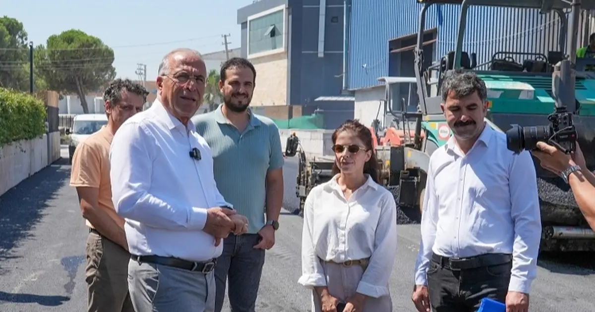 İzmir Gaziemir’de asfaltlama atağı - Gündem Haberleri
