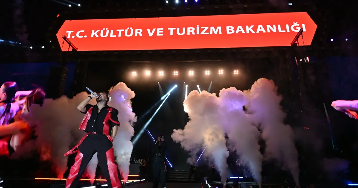 Sefo'nun şarkıları Erzurum'da yankılandı