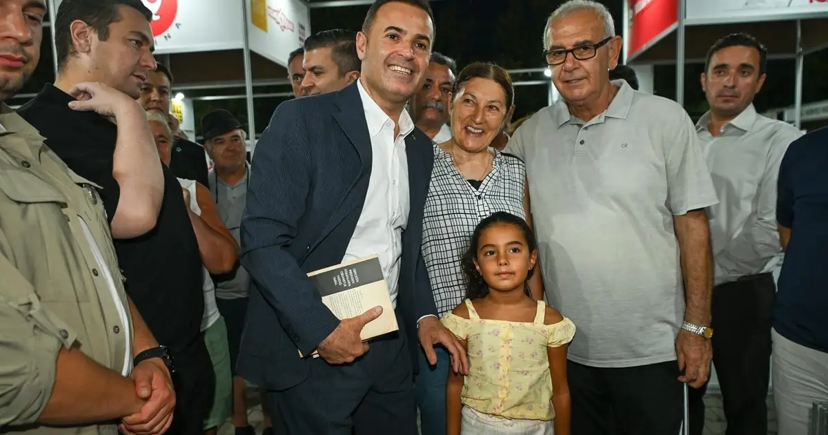 Balıkesir Edremit Kitap Fuarı’nda kültür ve sanat buluştu