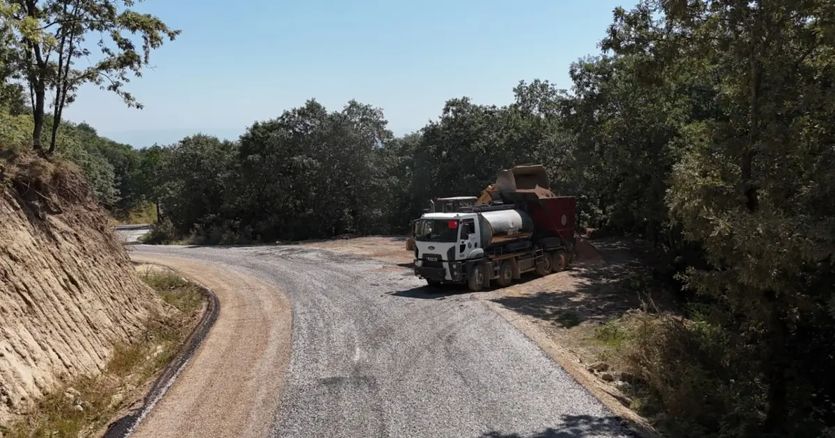 İnegöl’de kırsal 6 mahallenin yolu yenileniyor