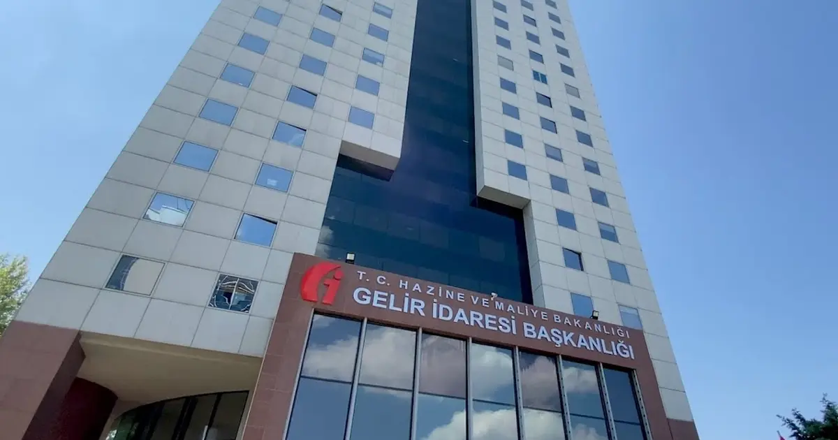 11 ilin defterdarlığına atama