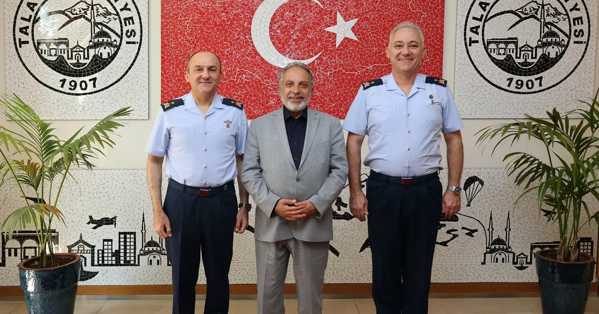 Komutanlardan Mustafa Yalçın'a veda ziyareti - Gündem Haberleri