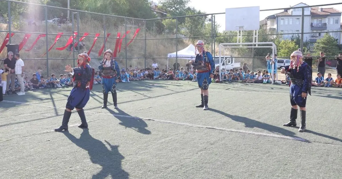 Kütahya’da “Biz Bize” etkinlikleri mahalleye coşku getirdi