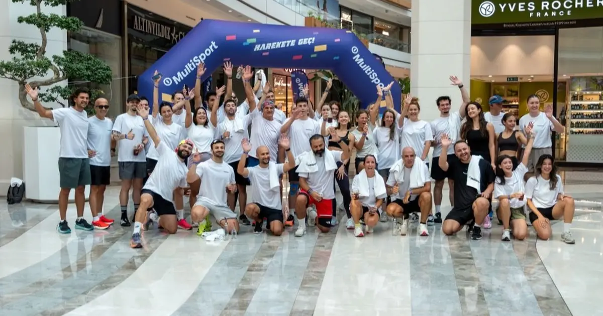 İzmir’de 50 dereceye ulaşan sıcaklar koşu rotasını değiştirdi
