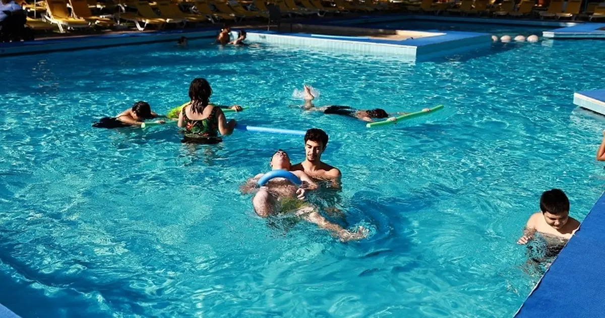 İzmir Efes Selçuk'ta yüzmeye engel yok - Gündem Haberleri
