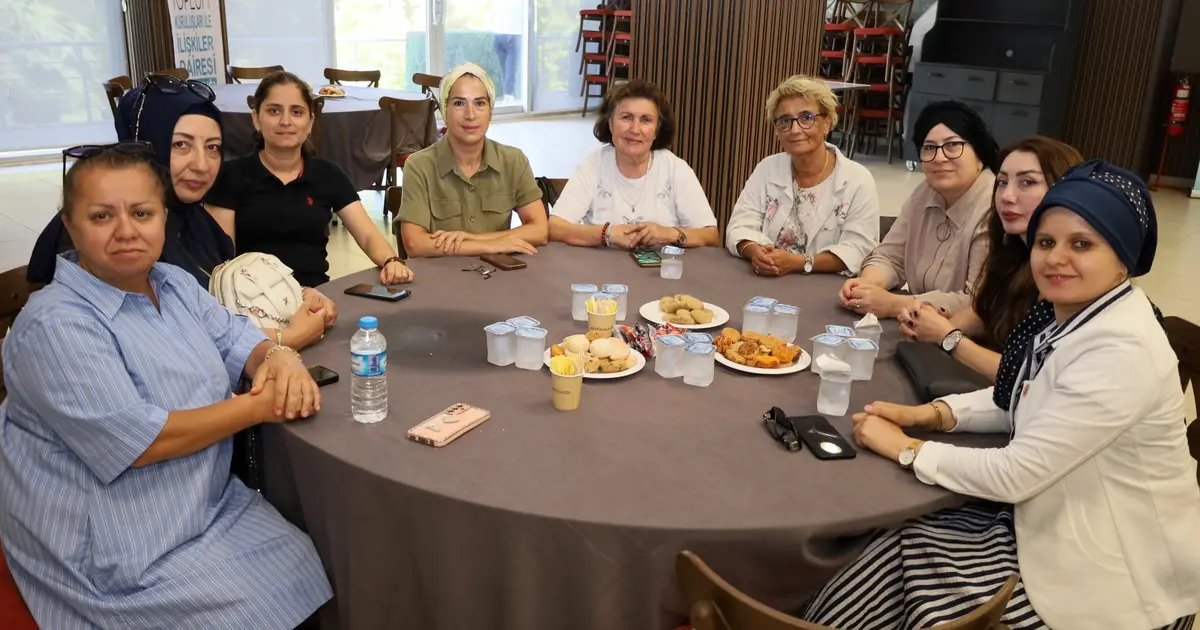 Kocaeli Büyükşehir’den muhtarlara vatandaş odaklı eğitim