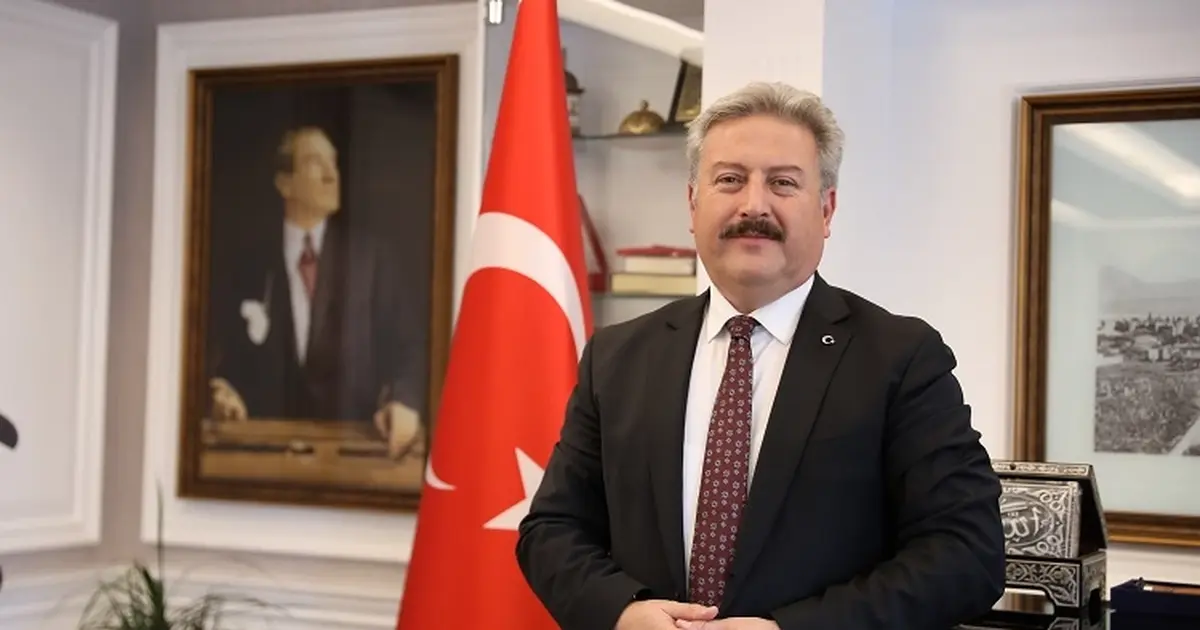 Doç. Dr. Mustafa Palancıoğlu'ndan Mevlid Kandili mesajı