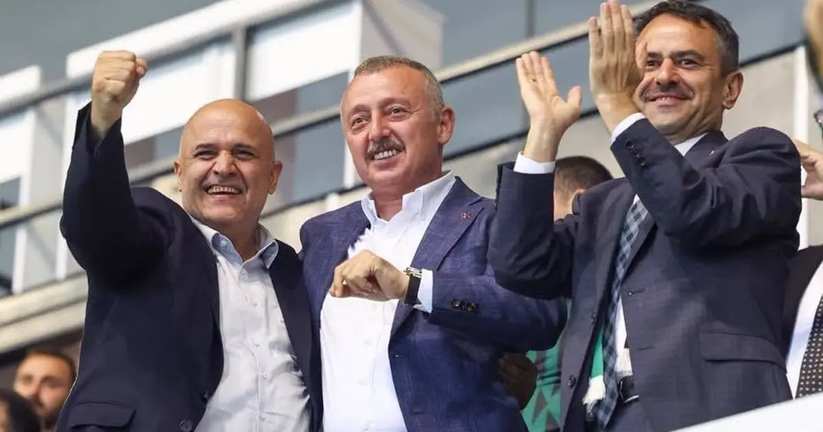 Başkan Büyükakın’ın Kocaelispor'a güveni tam