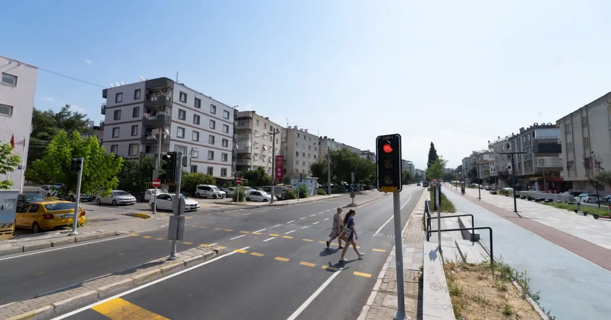 2 milyar liralık yatırımla İzmir yolları yenileniyor... 120 noktada çalışmalar tamamlandı