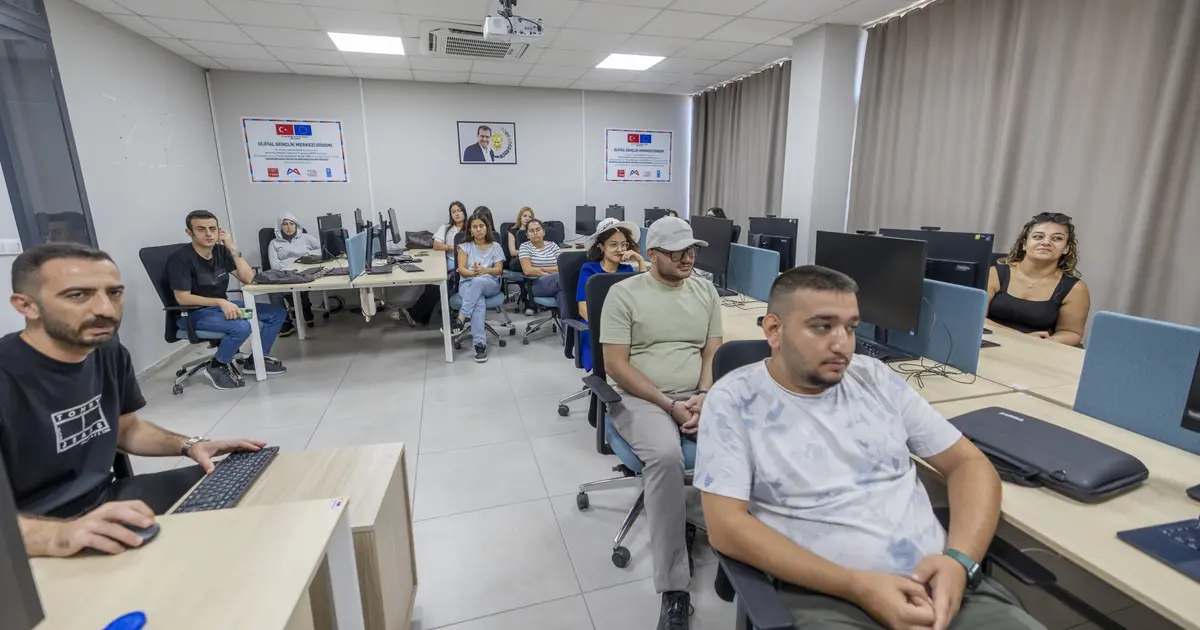 Mersin’de gençlere yazılım eğitimi - Eğitim Haberleri
