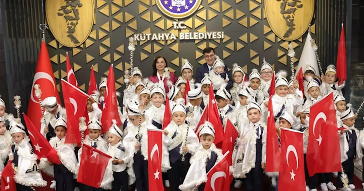 Kütahya’da 48 çocuk için geleneksel sünnet şöleni