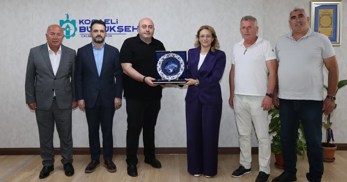 Gürcistan Kutaisi heyetinden Kocaeli Büyükşehir’e ziyaret