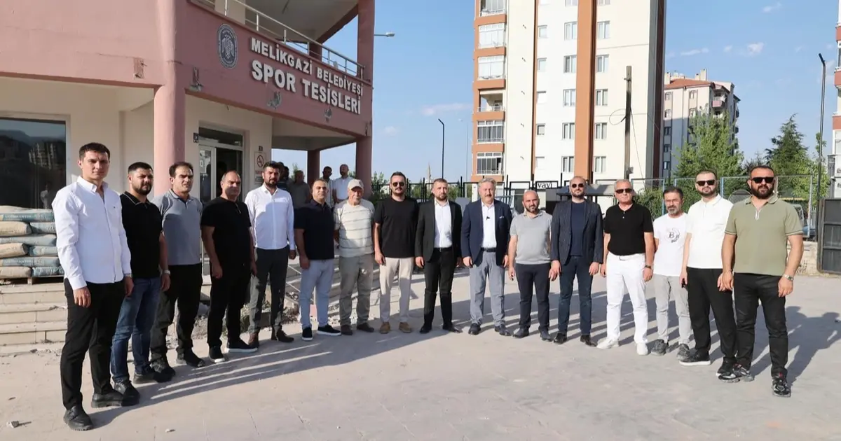 Kayseri Melikgazi Belediyesi'nden spor tesisine yeni çehre