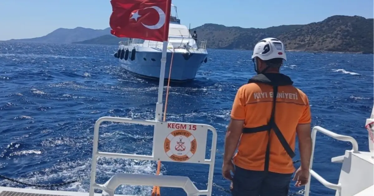 Fethiye açıklarında arızalanan tekne kurtarıldı - Gündem Haberleri