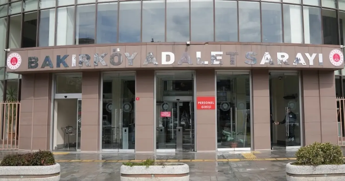 Mehmet Akif Ersoy'dan 'tahliye ve beraat vaadiyle' para isteyen 4 şüpheliye suçüstü