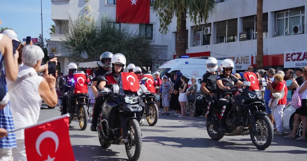 Ayvalık'ta 30 Ağustos coşkusu
