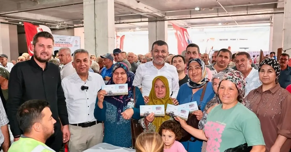 Denizli’de üreticinin yüzü Büyükşehir ile gülüyor
