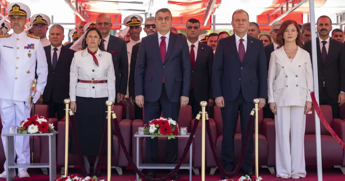 Mersin’de Zafer Bayramı coşkusu