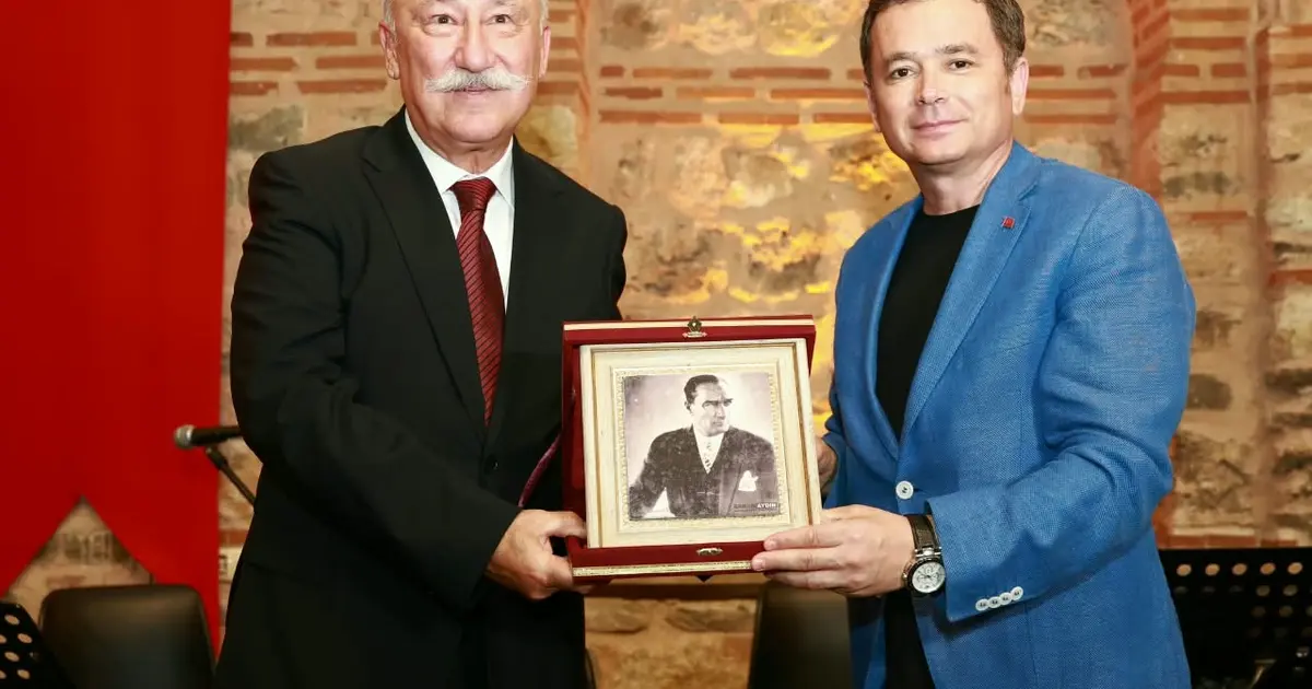 Usta oyuncu Altan Erkekli Osmangazi’de “Bir Memleket Hikayesi” anlattı