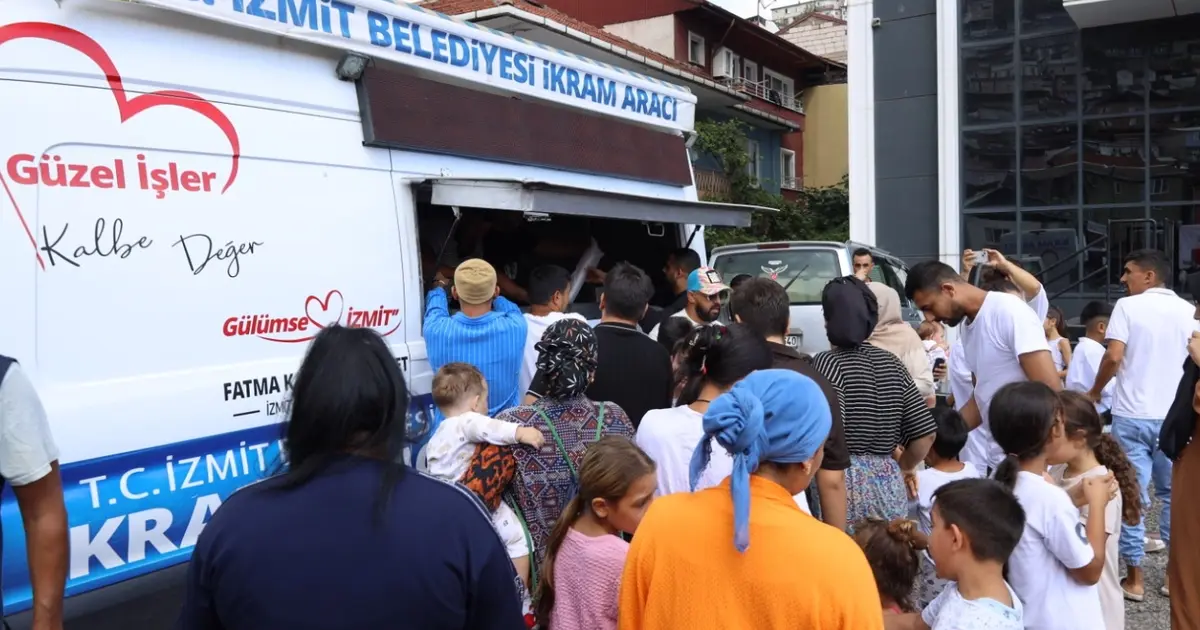 İzmit Belediyesi, umre yolcularını yalnız bırakmadı