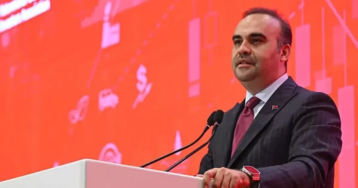 Bakan Kacır: Türkiye ekonomisi 24 çeyrektir büyüyor - Ekonomi Haberleri