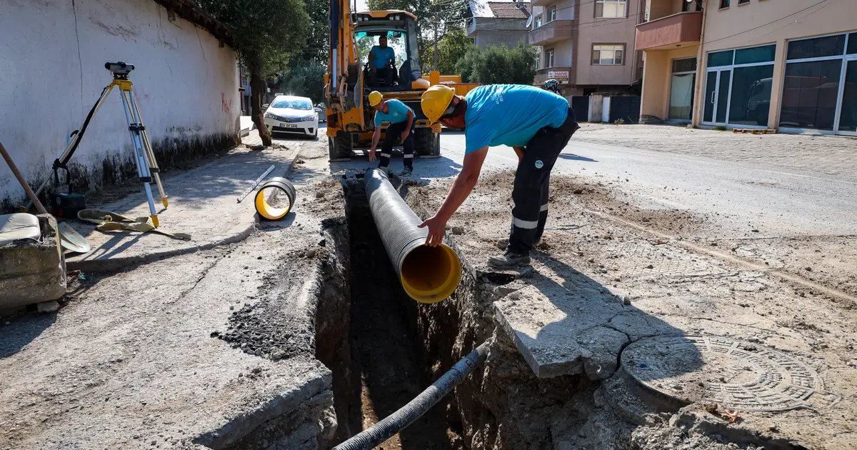 Sakarya'da Ankara Caddesi’nin yağmursuyu altyapısı yenileniyor