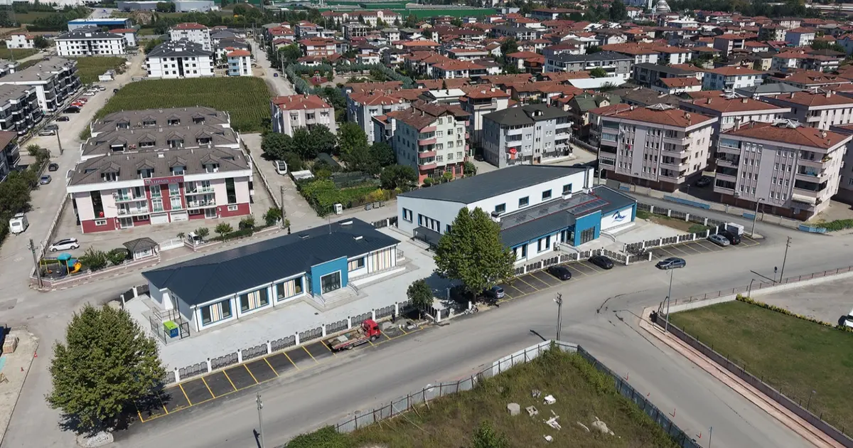 Sakarya Arifiye’de Gençlik Merkezi ve Yüzme Havuzu tanıtıldı