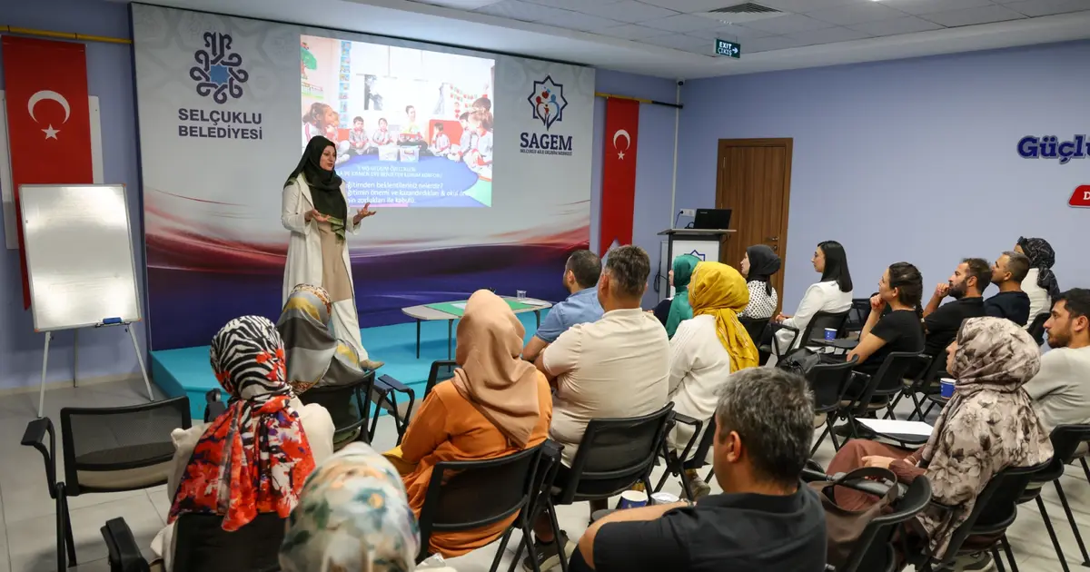 Konya'da SAGEM'den okula uyum semineri